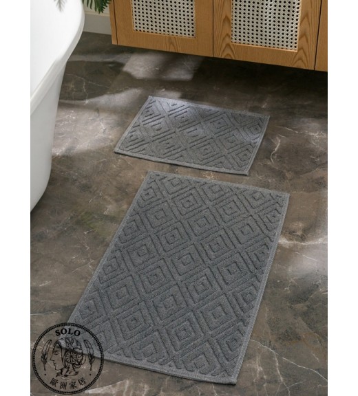 BATHROOM MAT